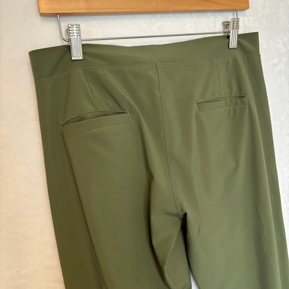 Albion Fit‎ women green jetsetter casual athletic pull on joggers size small